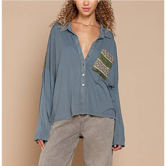 Olive Green Boho Oversize Button Up Shirt MEDIUM Bell Sleeve Slouchy Top POL NEW - Picture 6 of 11